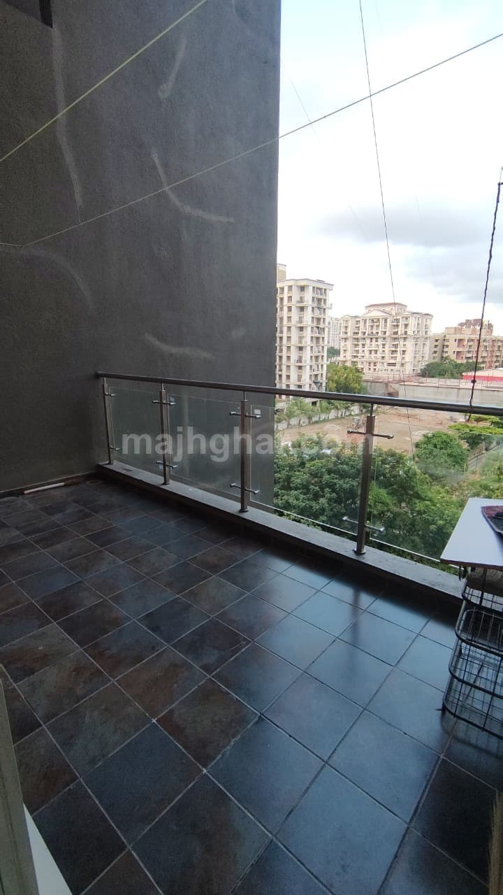 2 BHK Semi Furnished Flat for Rent in Wakad
